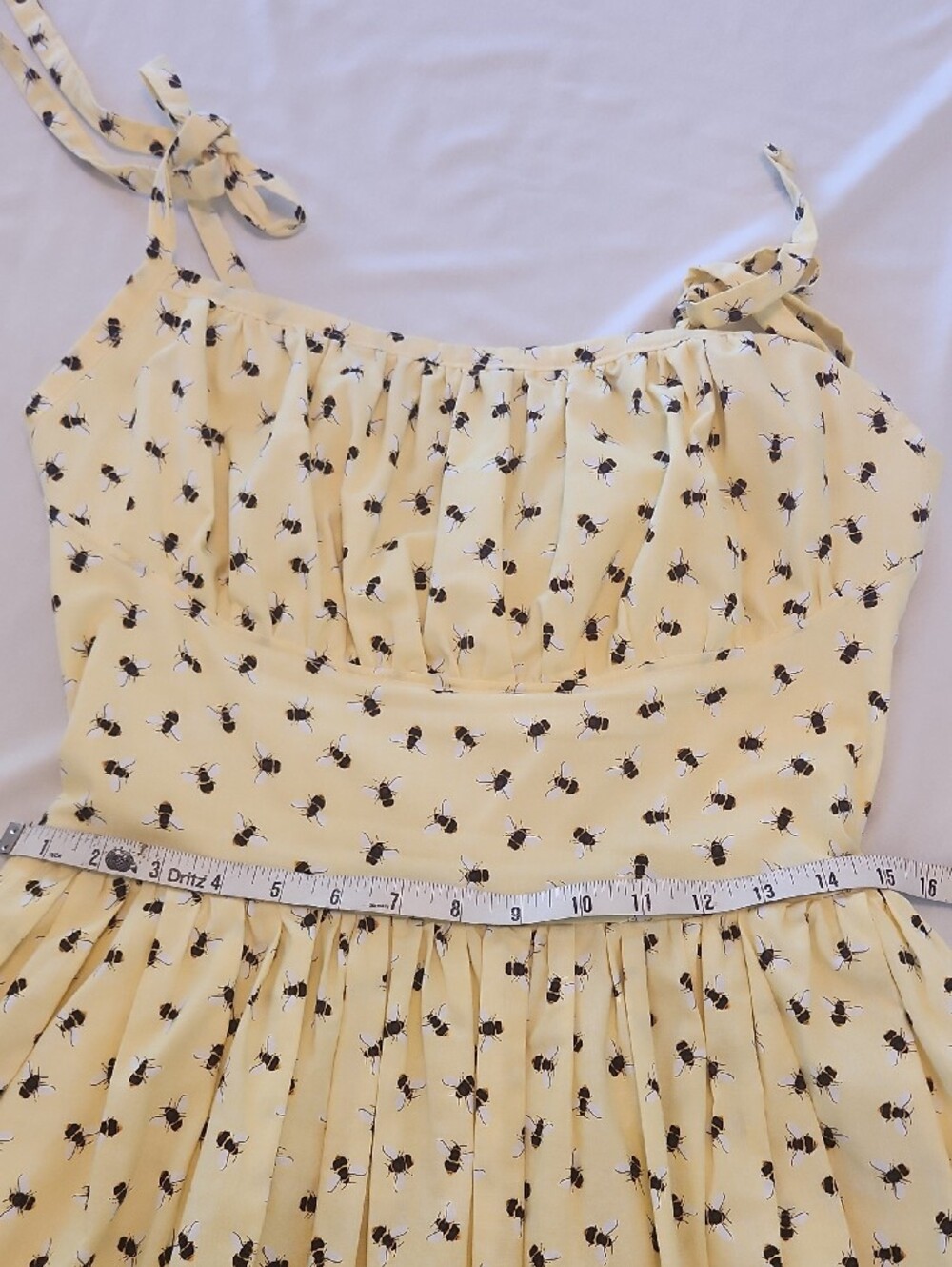 🐝 Yellow Tie-Shoulder Sundress with Bee Print SZ S/M - Picture 11 of 12